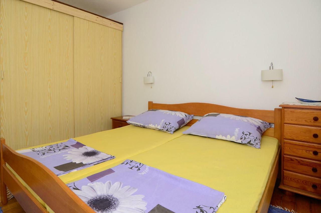 Holiday Home Ловиште Экстерьер фото