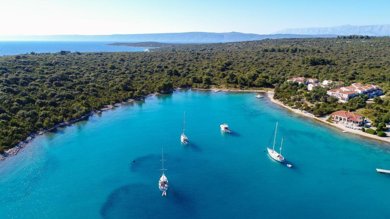 Holiday Home Ловиште Экстерьер фото